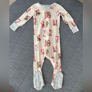 EUC 18-24m Twelve Days of Christmas TBBC night nights